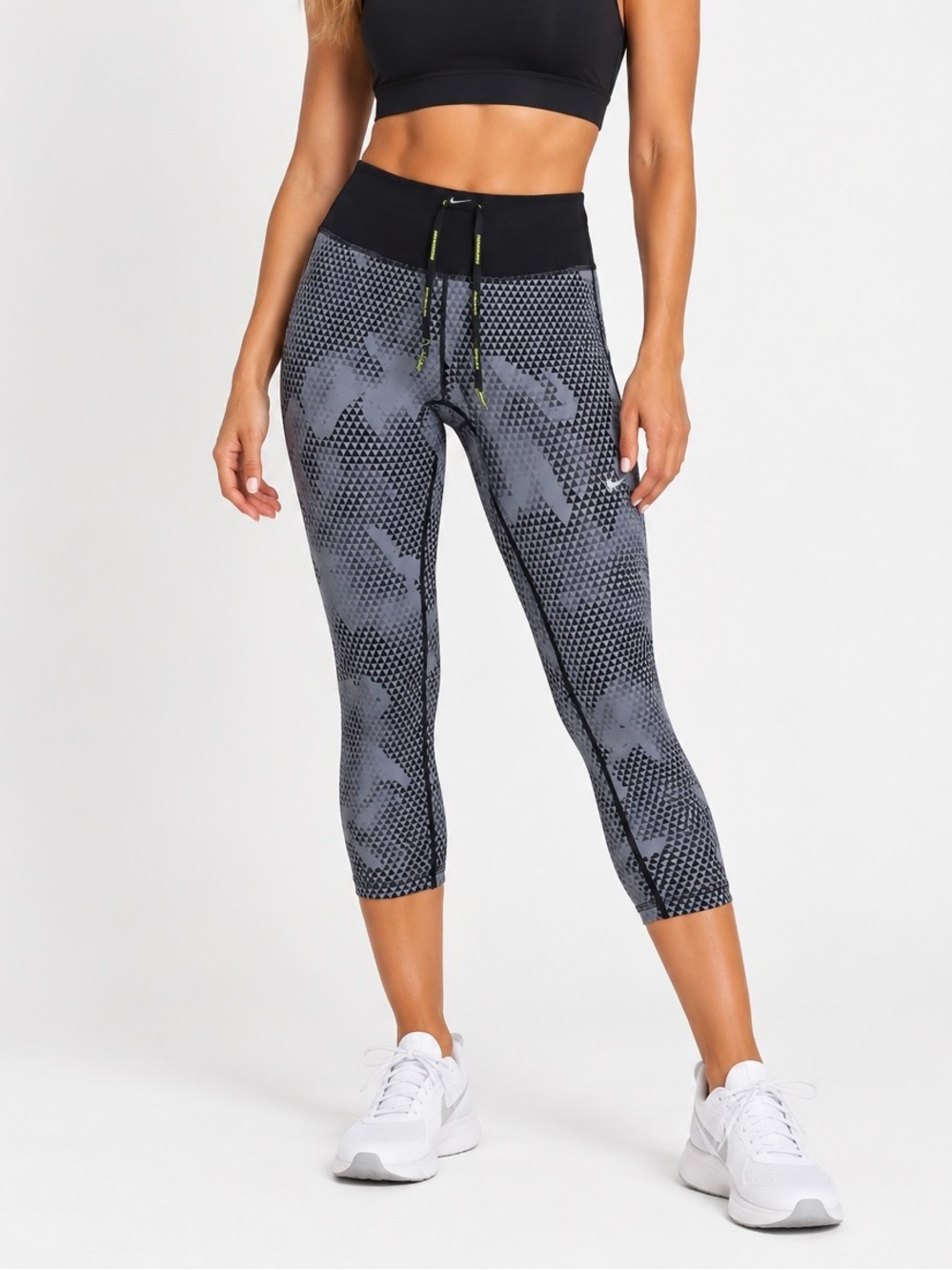 Nike Gray & Black Geo-Print Capri Leggings